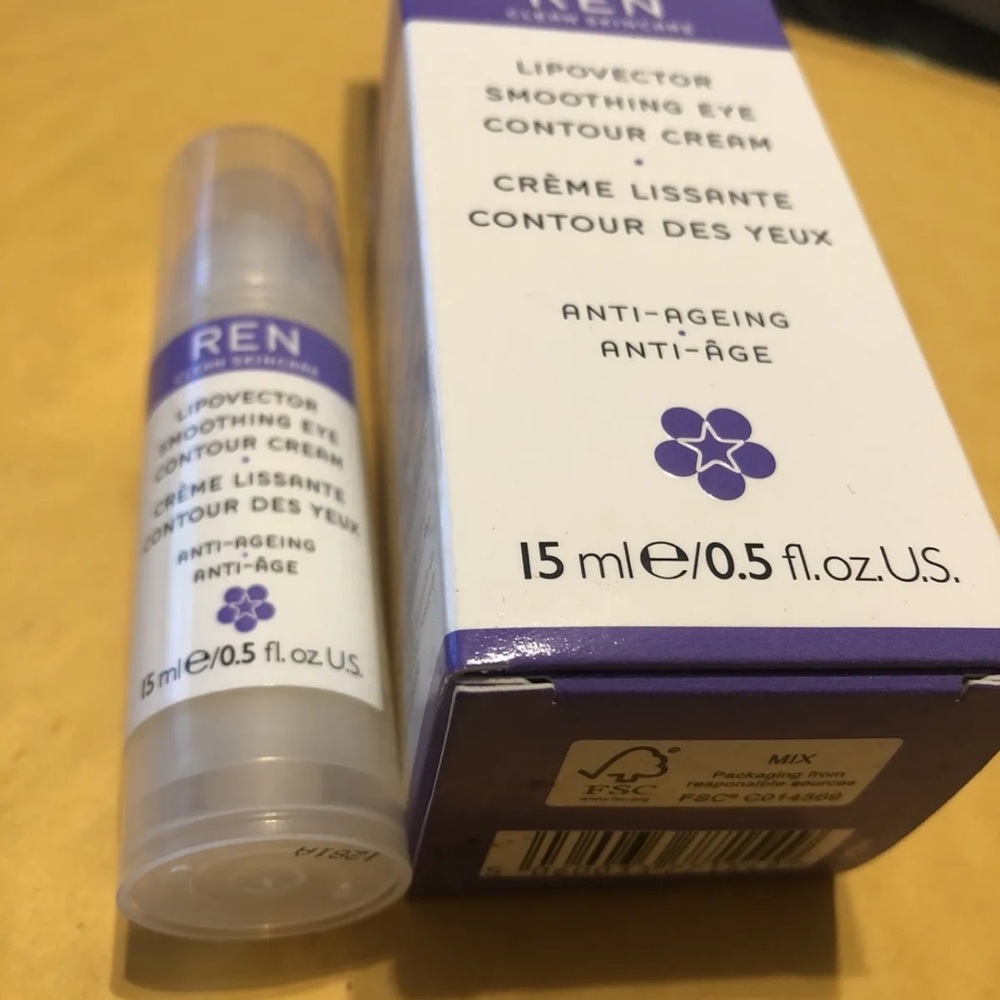 REN clean skincare brightening dark circle eye cream .5 FL OZ  15 ML